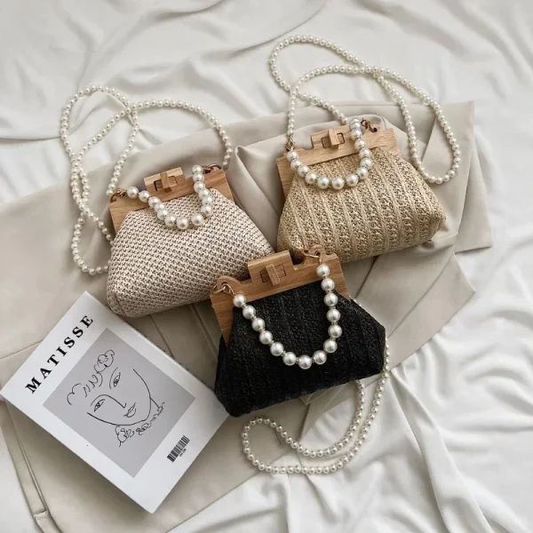 Trendy summer straw bag for women – luxury designer style with wooden top handle - Image 6
