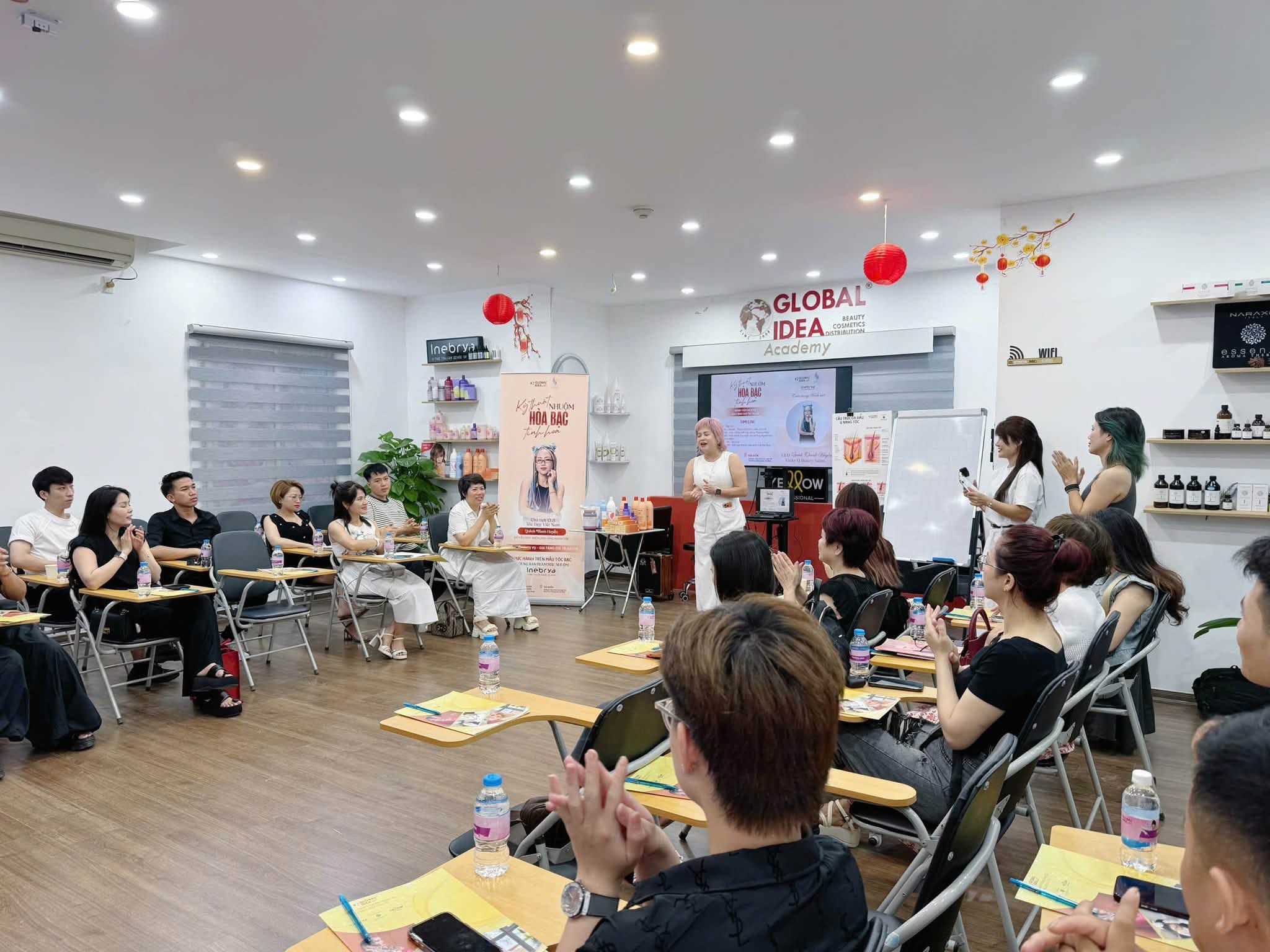 Đào tạo kỹ thuật nhuộm tại Global Idea Academy